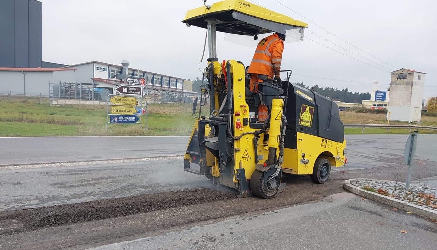 Straßensperren aufgrund Asphaltierungsarbeiten